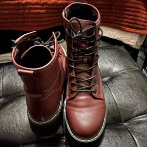 Madden Girl size 9 combat boots